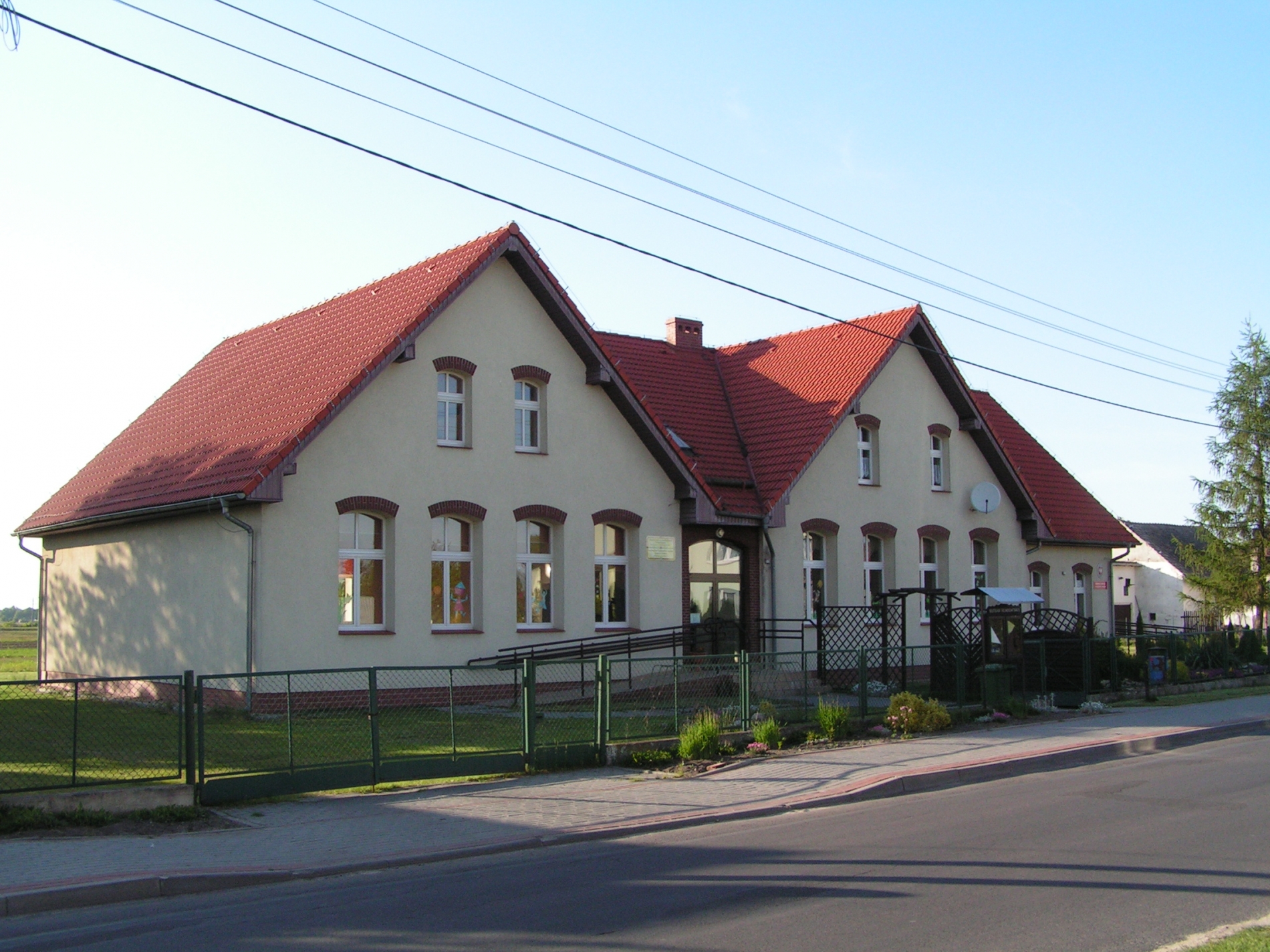 Budynek przedszkola i świetlicy DFK